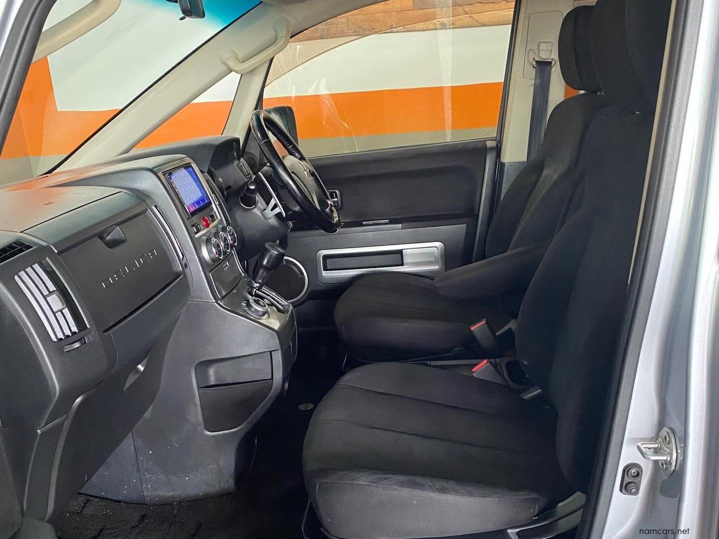2013 Mitsubishi Delica 2.2L Diesel 4x4 photo