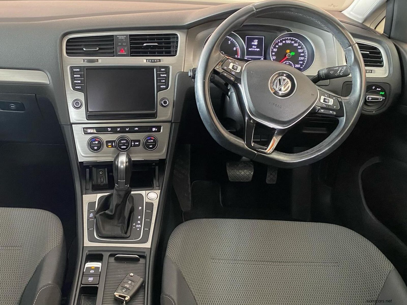 2014 Volkswagen Golf 7 1.2 TSI Bluemotion photo