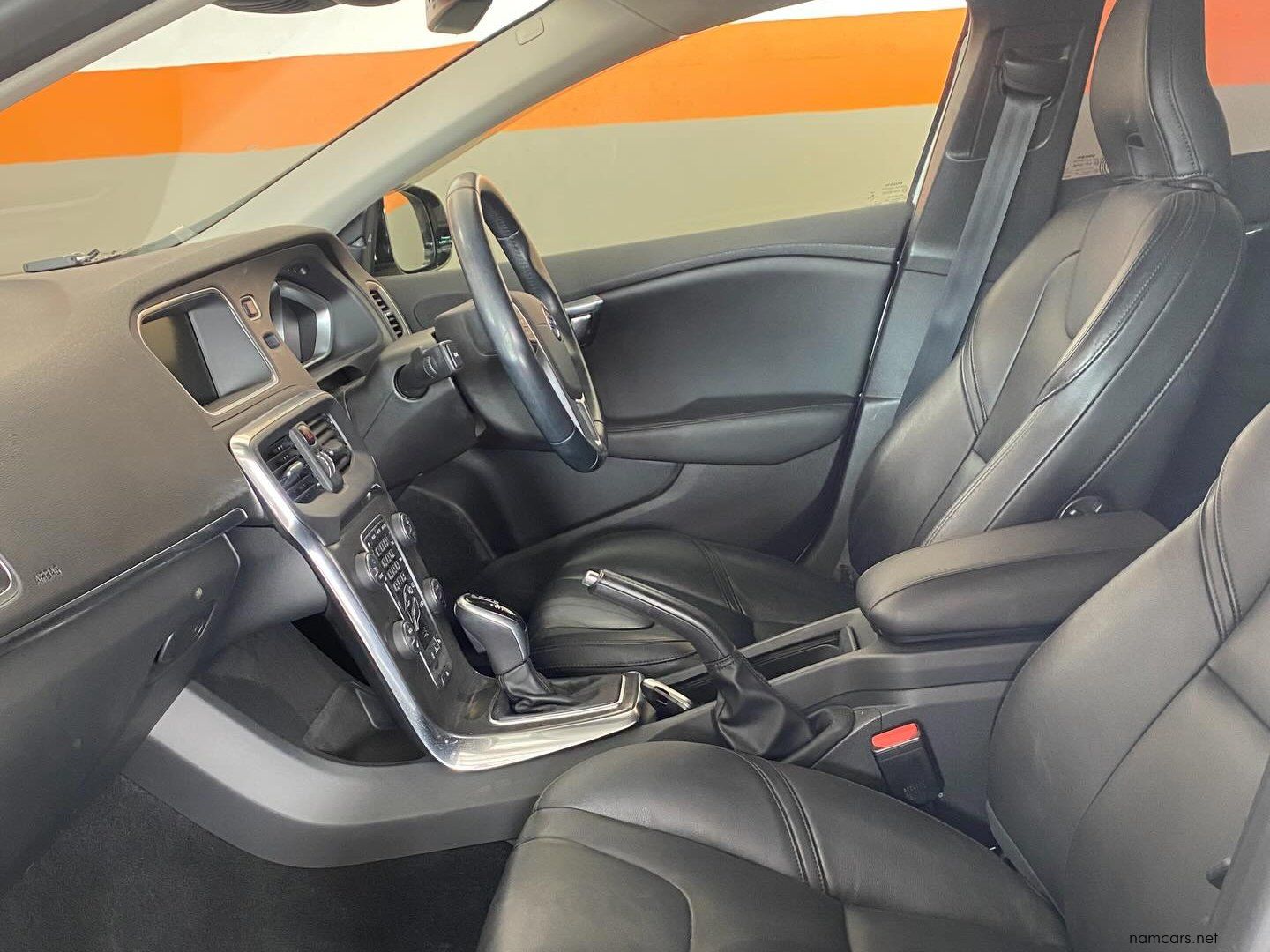 2014 Volvo V40 T4 1.6L photo