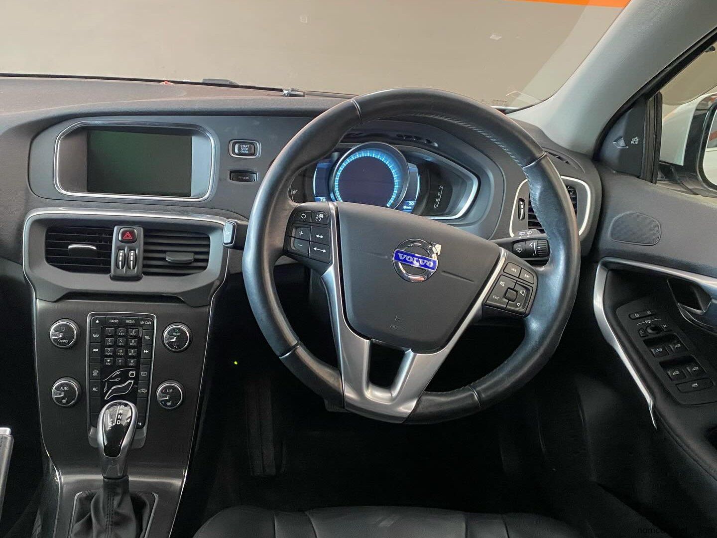 2014 Volvo V40 T4 1.6L photo