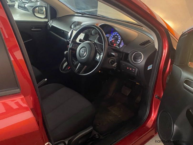 2014 Mazda Demio photo