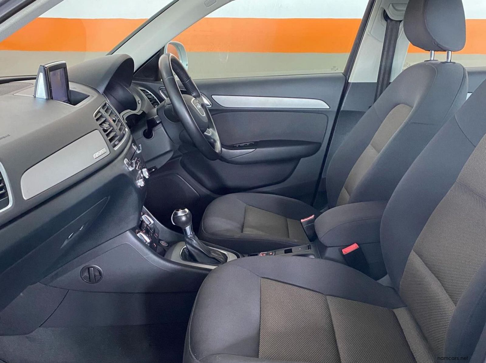 2014 Audi Q3 2.0T FSI Quattro pictures