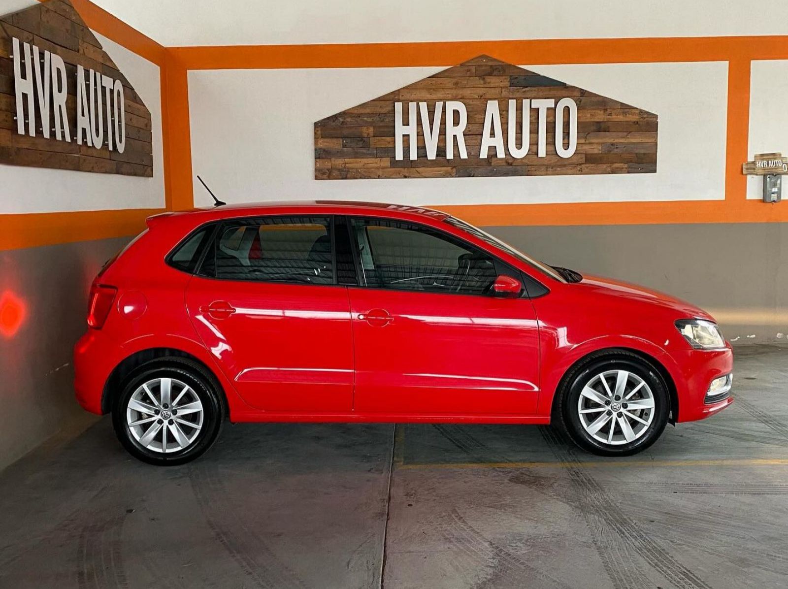 2015 Volkswagen Polo 1.2 TSI Bluemotion pictures