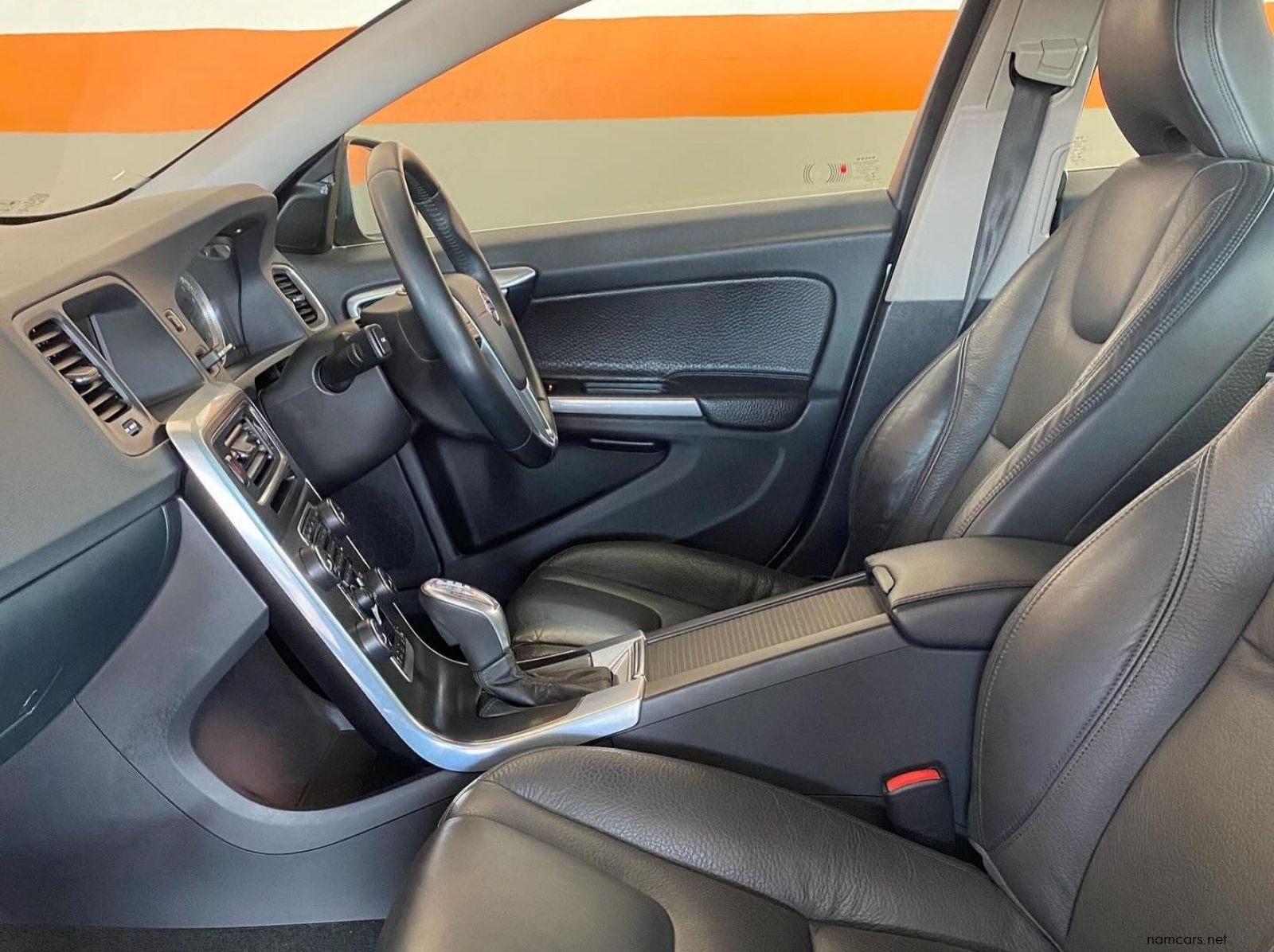 2013 Volvo S60 T4 1.6L pictures