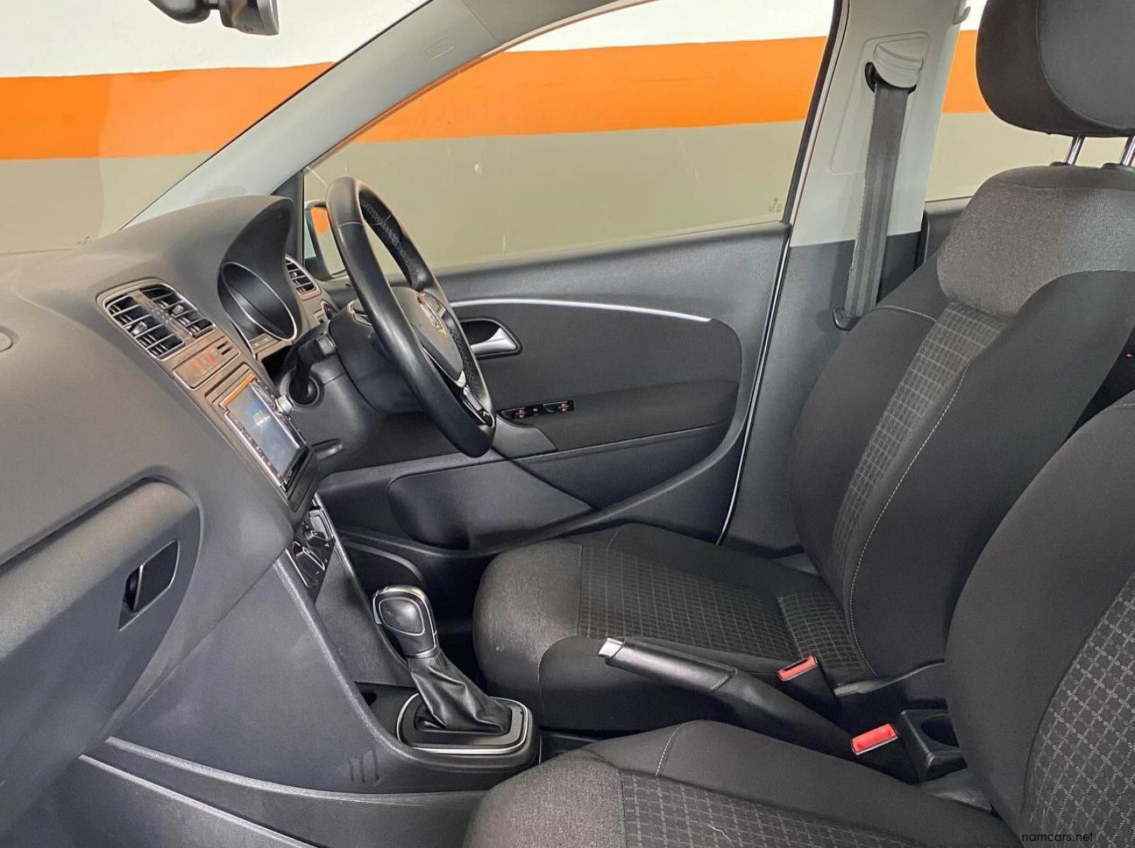 2016 Volkswagen Polo 6 1.2 Tsi Bluemotion pictures