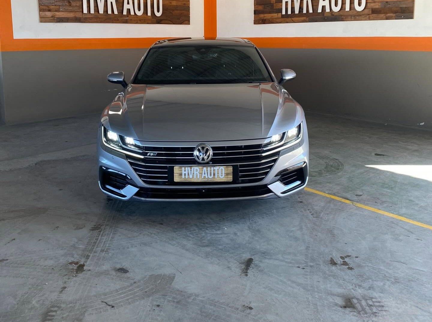 Used Volkswagen Arteon 2.0L TSI R-Line 4M DSG for sale in Swakopmund, Namibia
