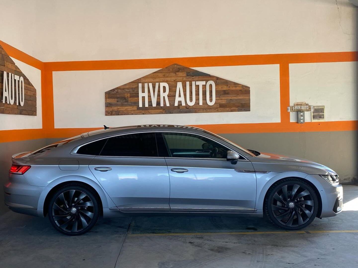 2019 Volkswagen Arteon 2.0L TSI R-Line 4M DSG pictures