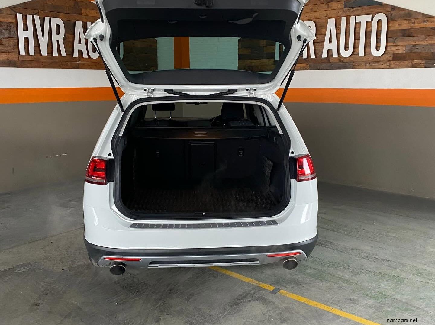 2016 Volkswagen Golf 7 Alltrack 1.8L 4Motion pictures