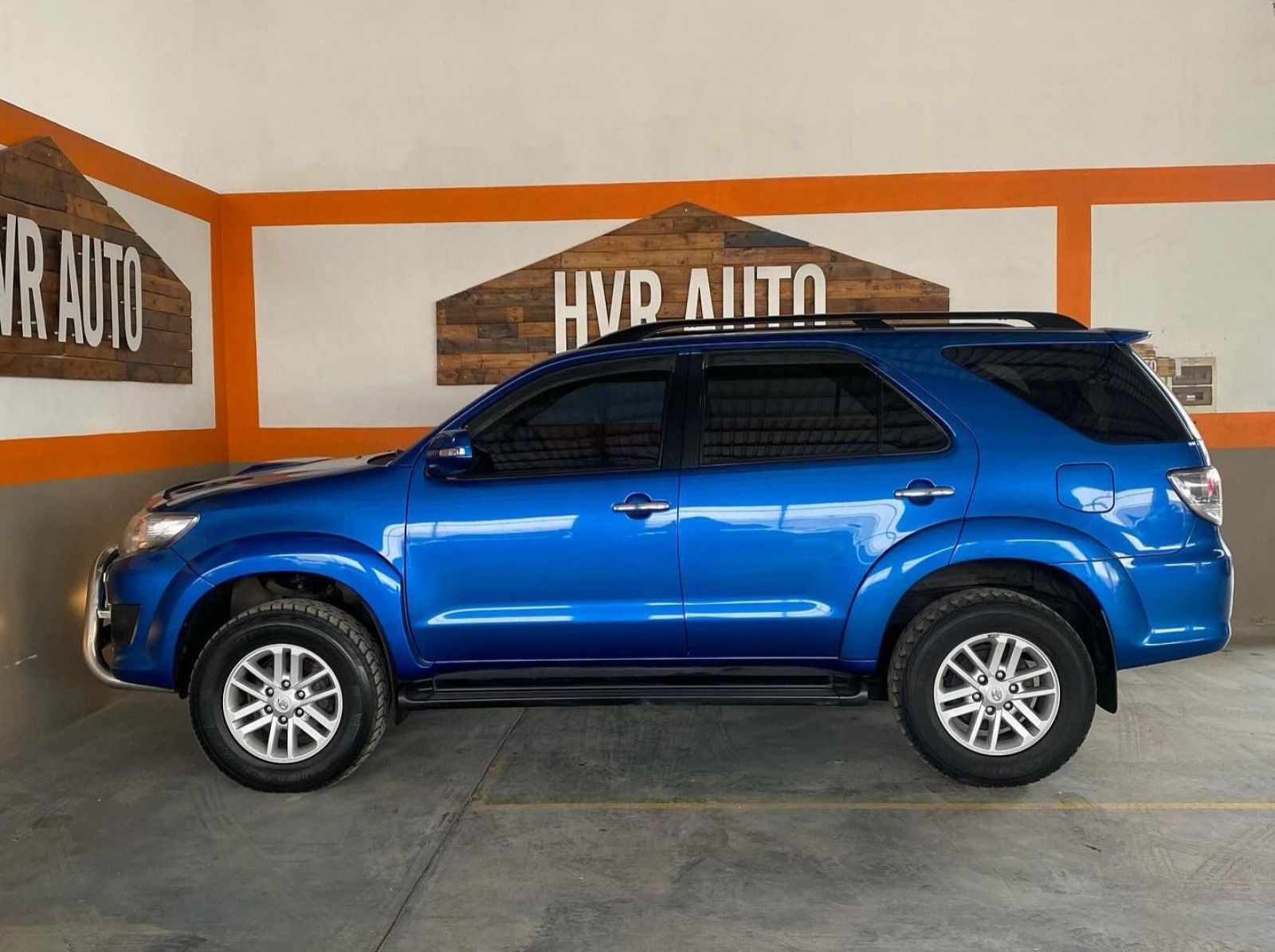 2012 Toyota Fortuner 3.0 D-4D 4x4 pictures
