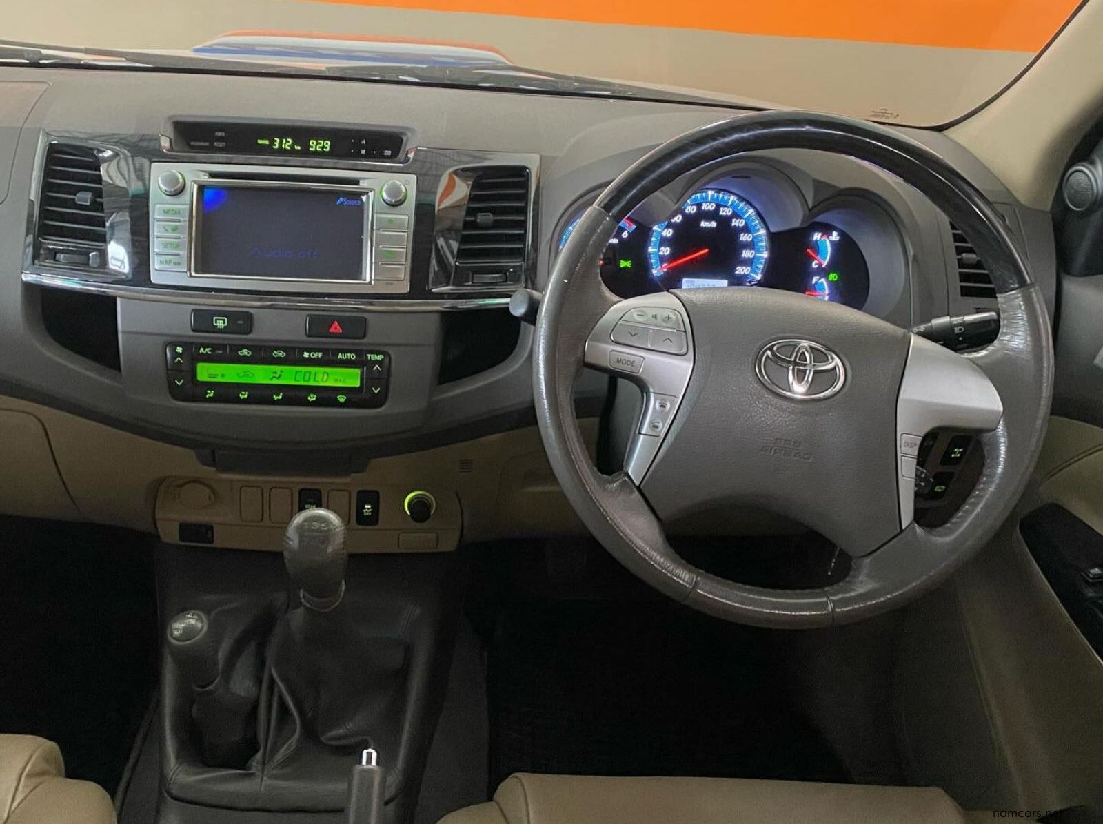 2012 Toyota Fortuner 3.0 D-4D 4x4 pictures