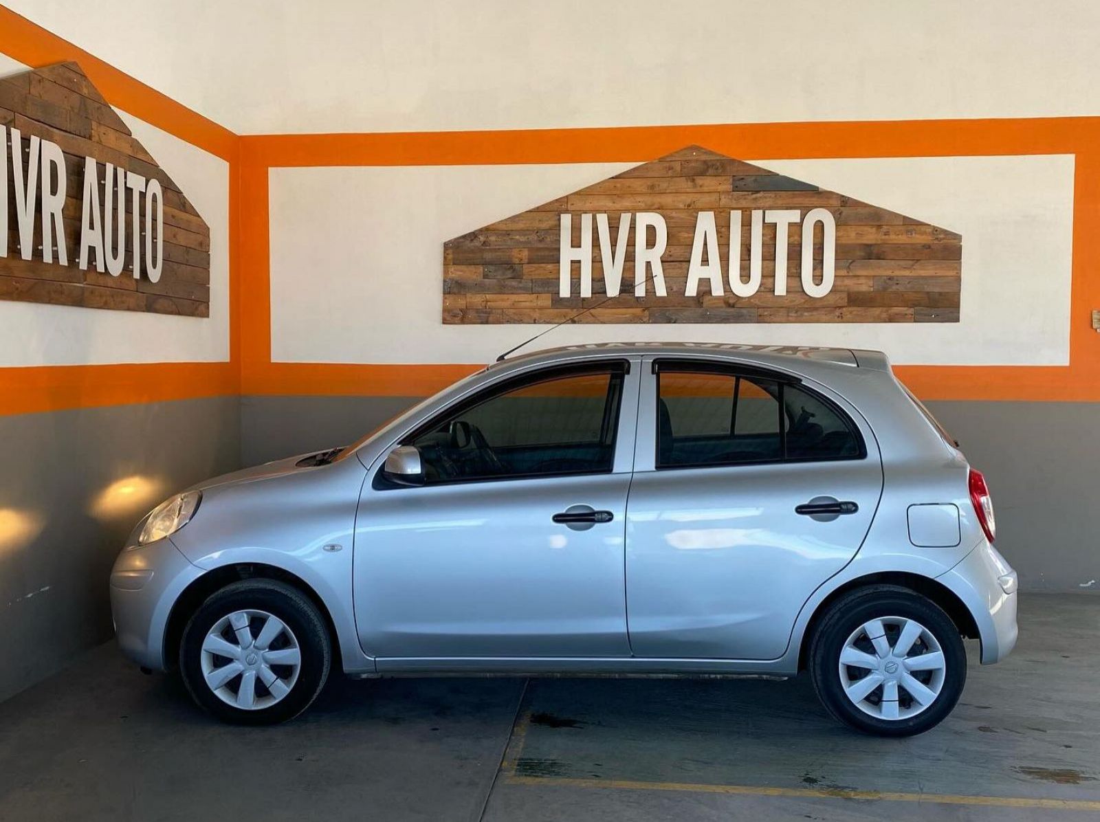 2013 Nissan March 1.3 pictures