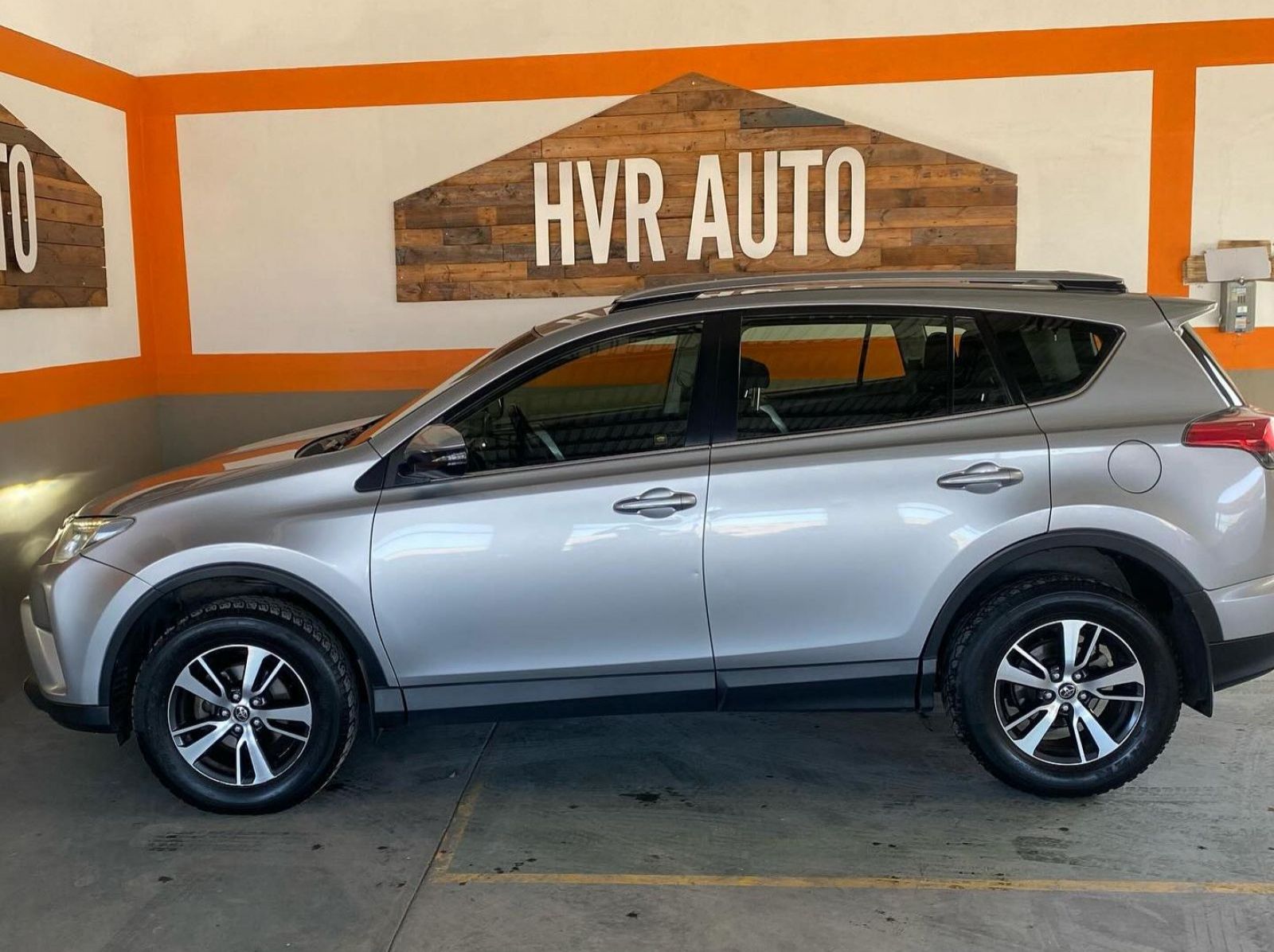 2017 Toyota Rav4 2.0 GX pictures