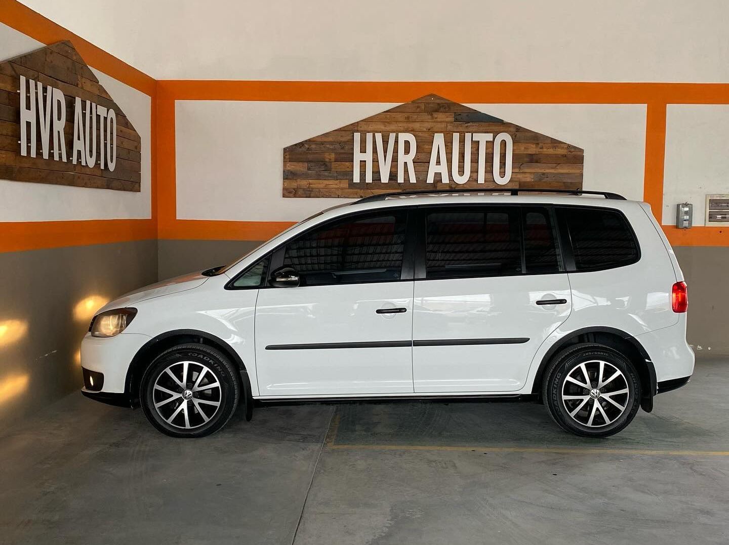 2015 Volkswagen Touran tdi pictures