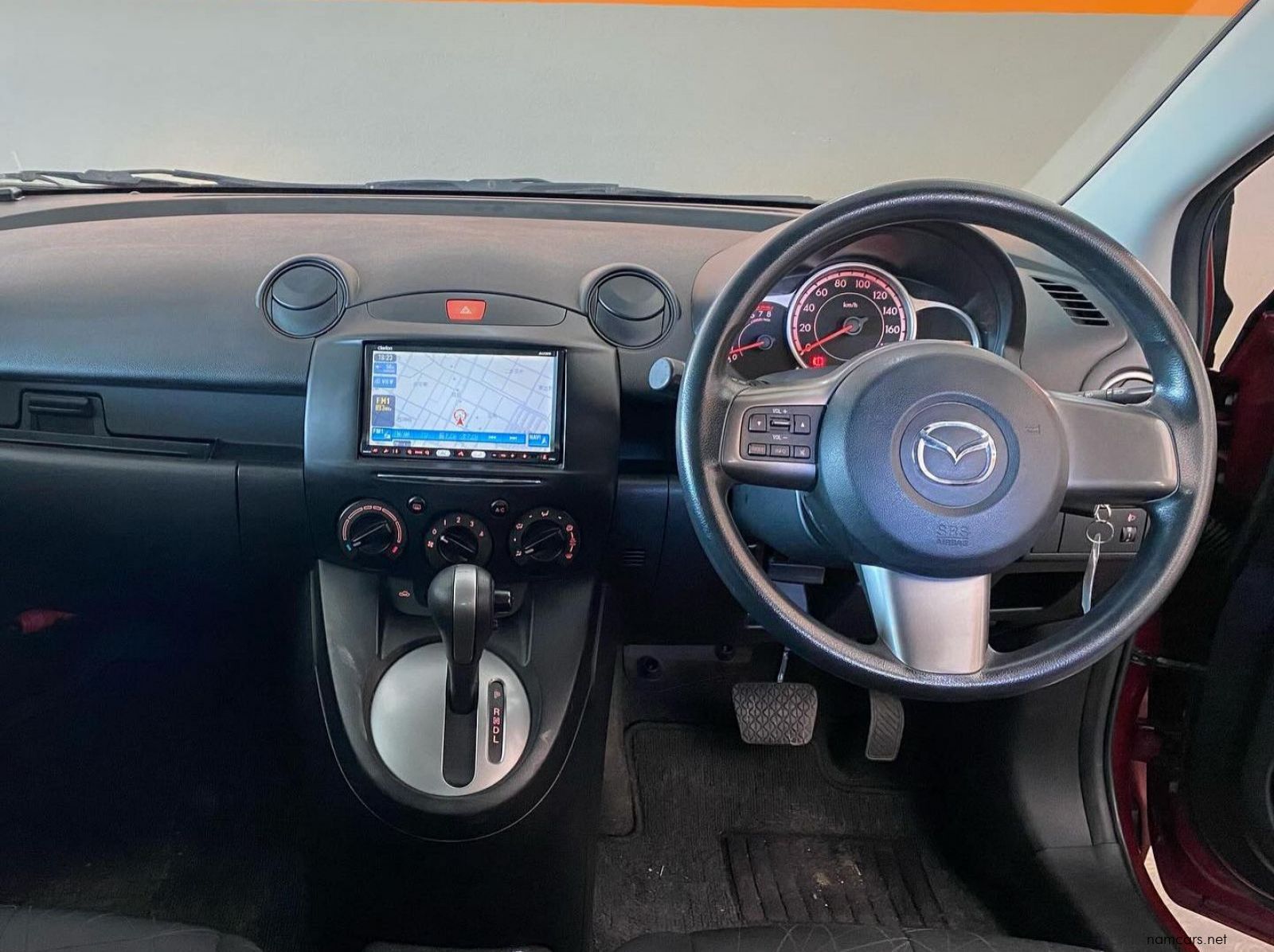 2013 Mazda Demio pictures