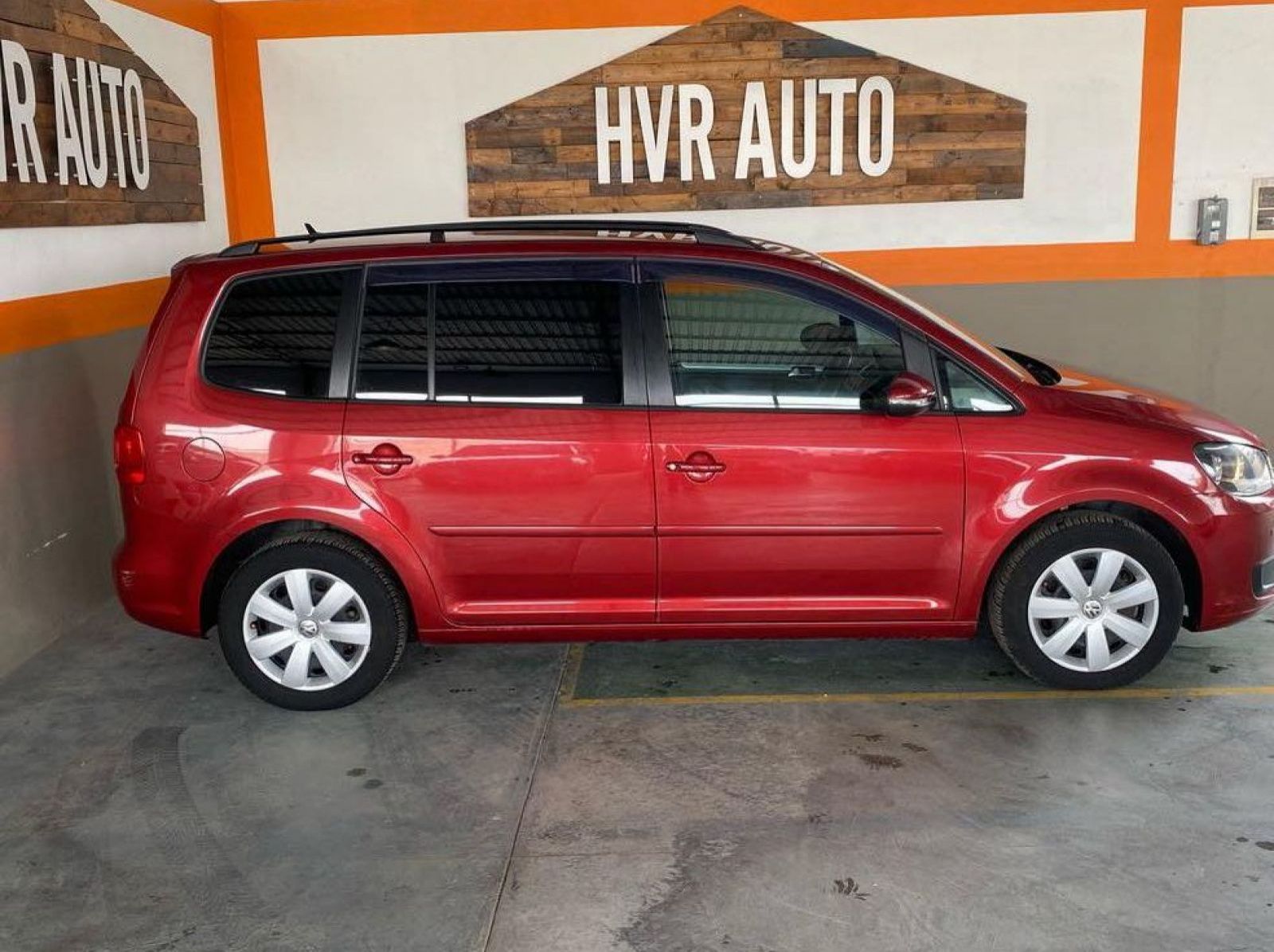 2012 Volkswagen Touran 1.4 TSI pictures