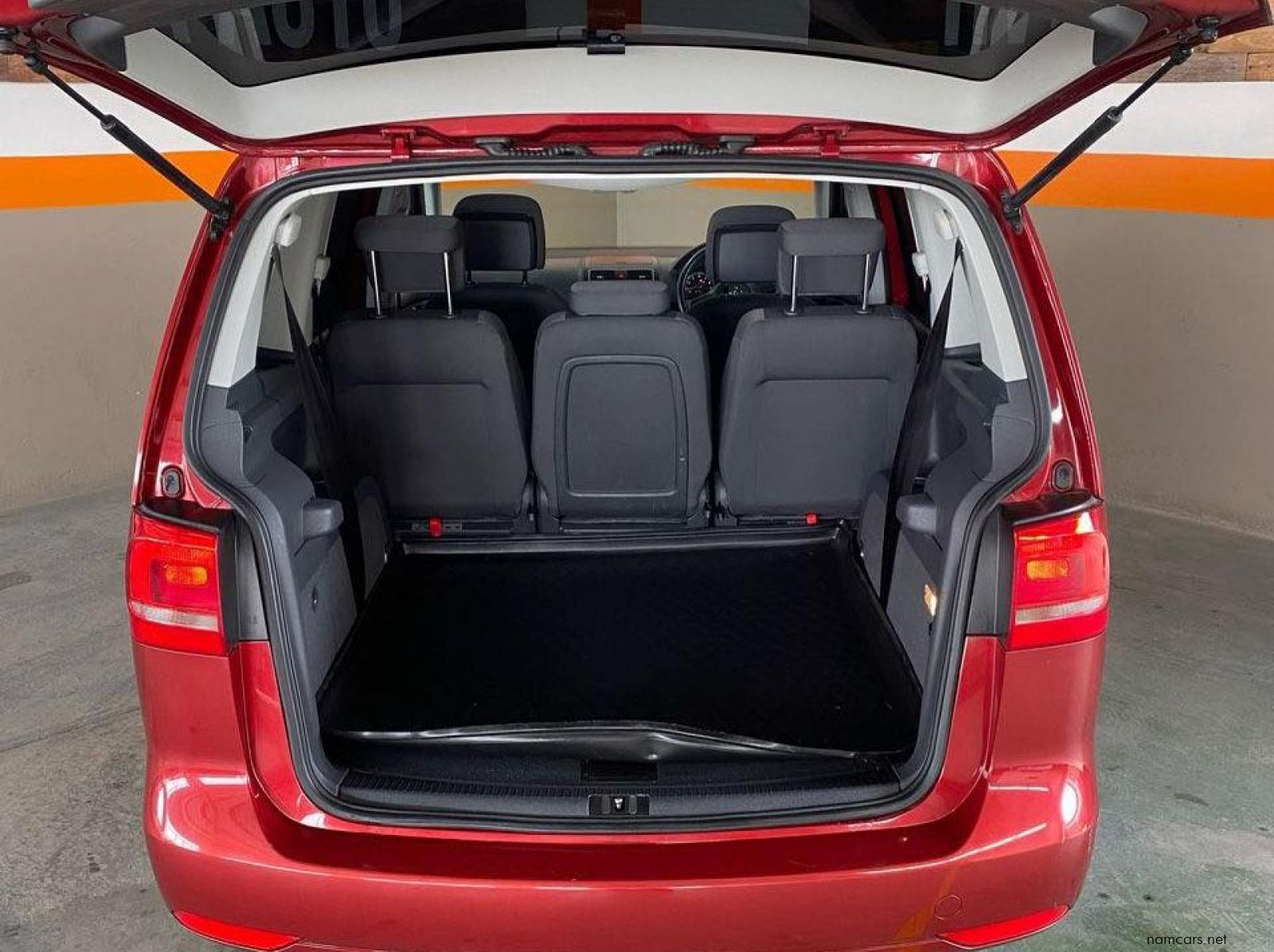 2012 Volkswagen Touran 1.4 TSI pictures