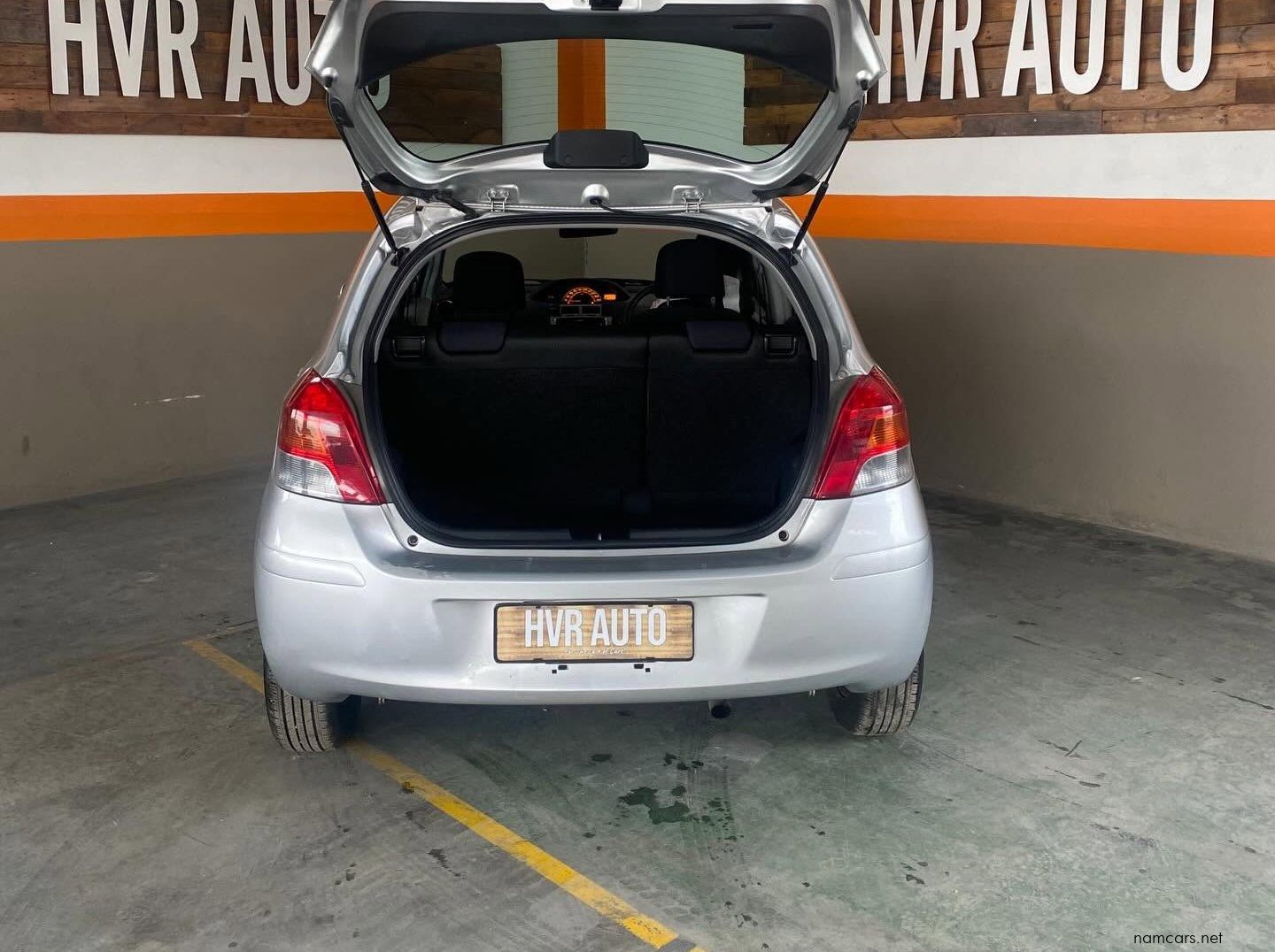2011 Toyota Vitz 1.3L pictures