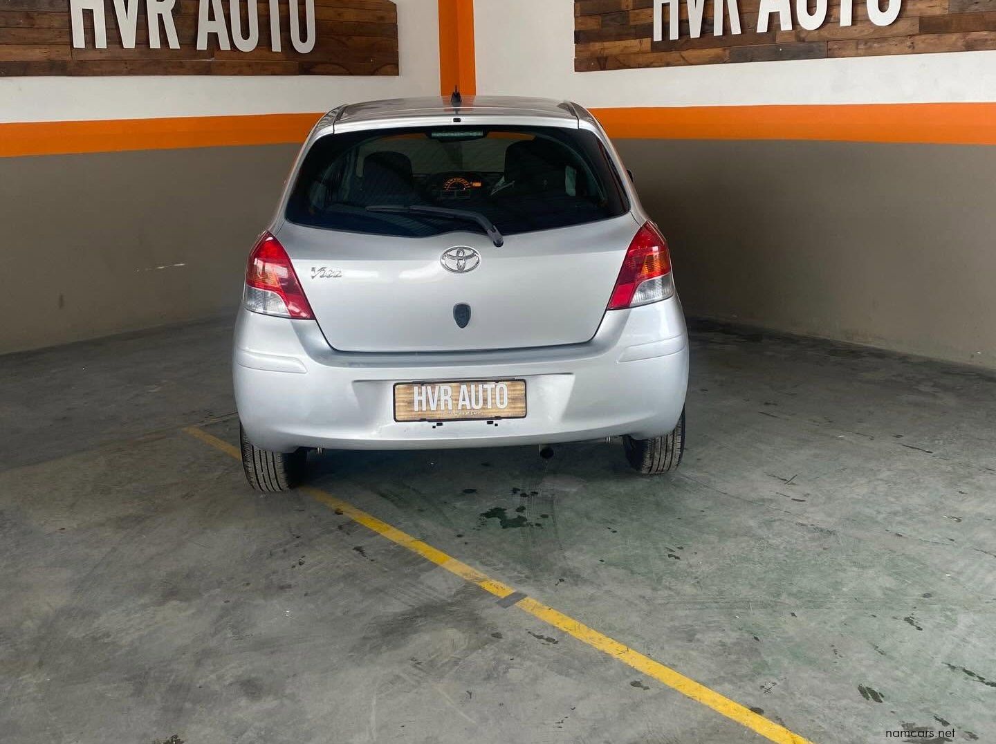2011 Toyota Vitz 1.3L pictures