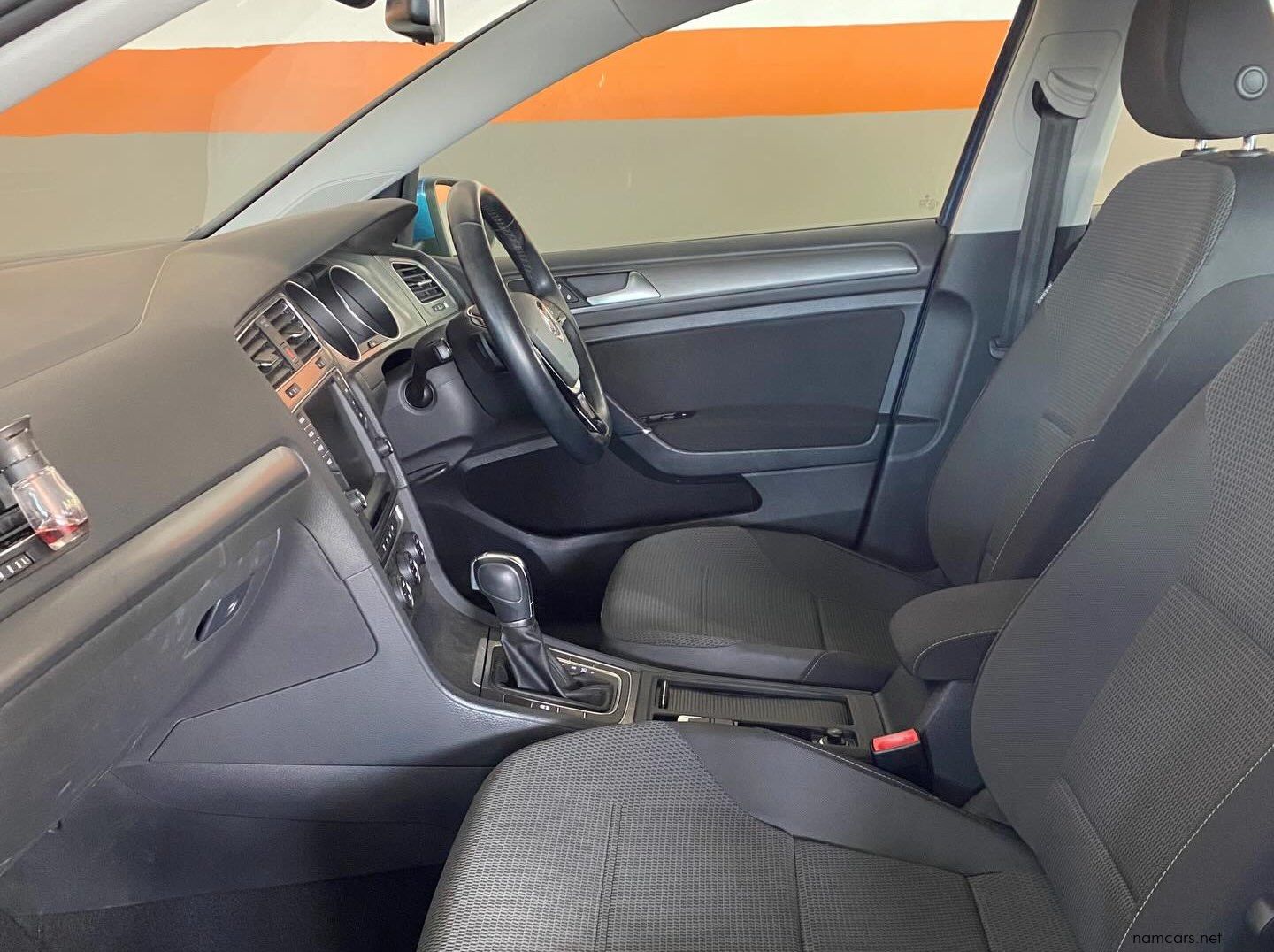 2013 Volkswagen Golf 7 1.2L TSI Bluemotion pictures