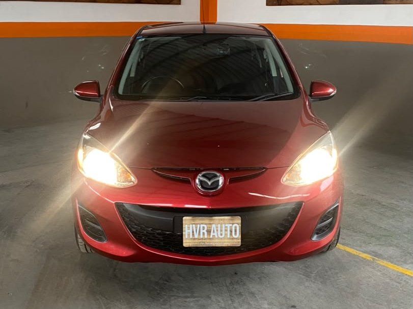 2014 Mazda Demio pictures