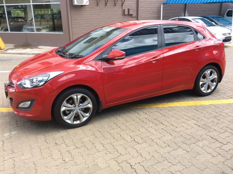 2012 Hyundai i30 1.8 Executive manual for sale 72 000 Km Manual