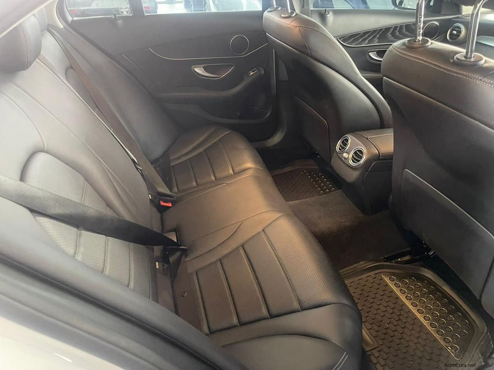 2020 Mercedes-Benz C-Class C300 A/T photo