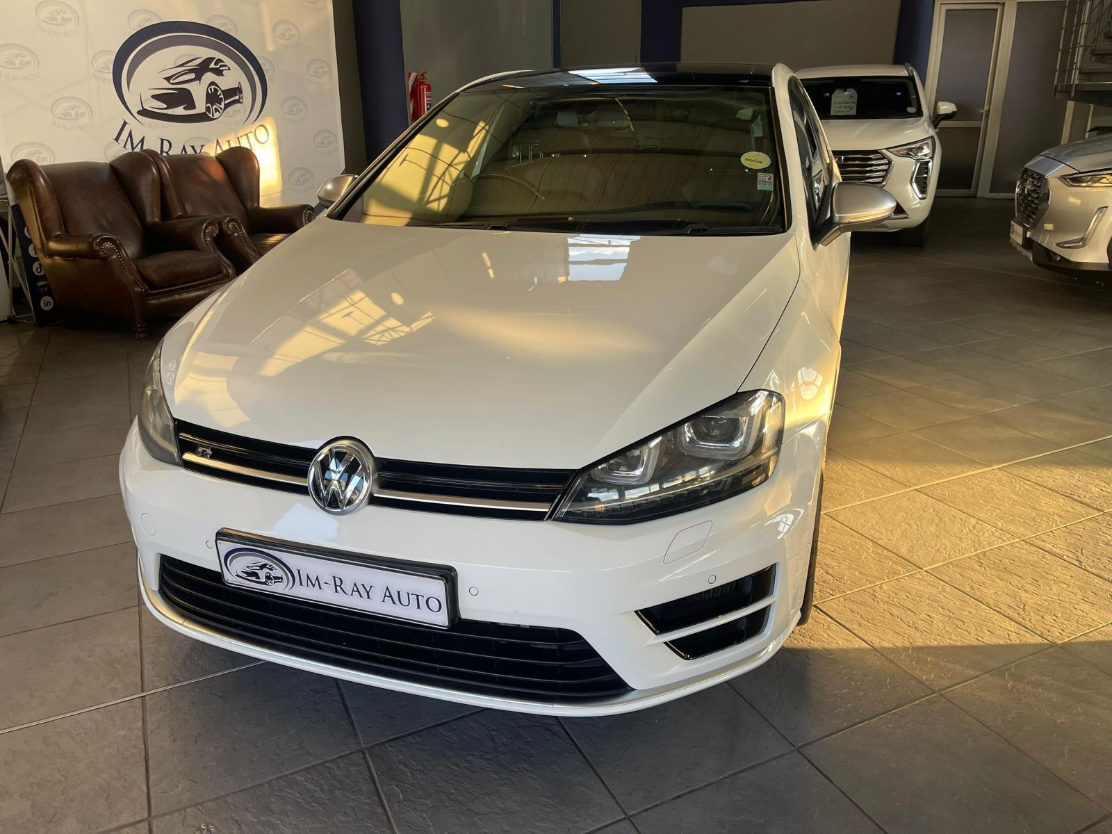 Volkswagen Golf Vii 2.0 Tsi R Dsg in Namibia