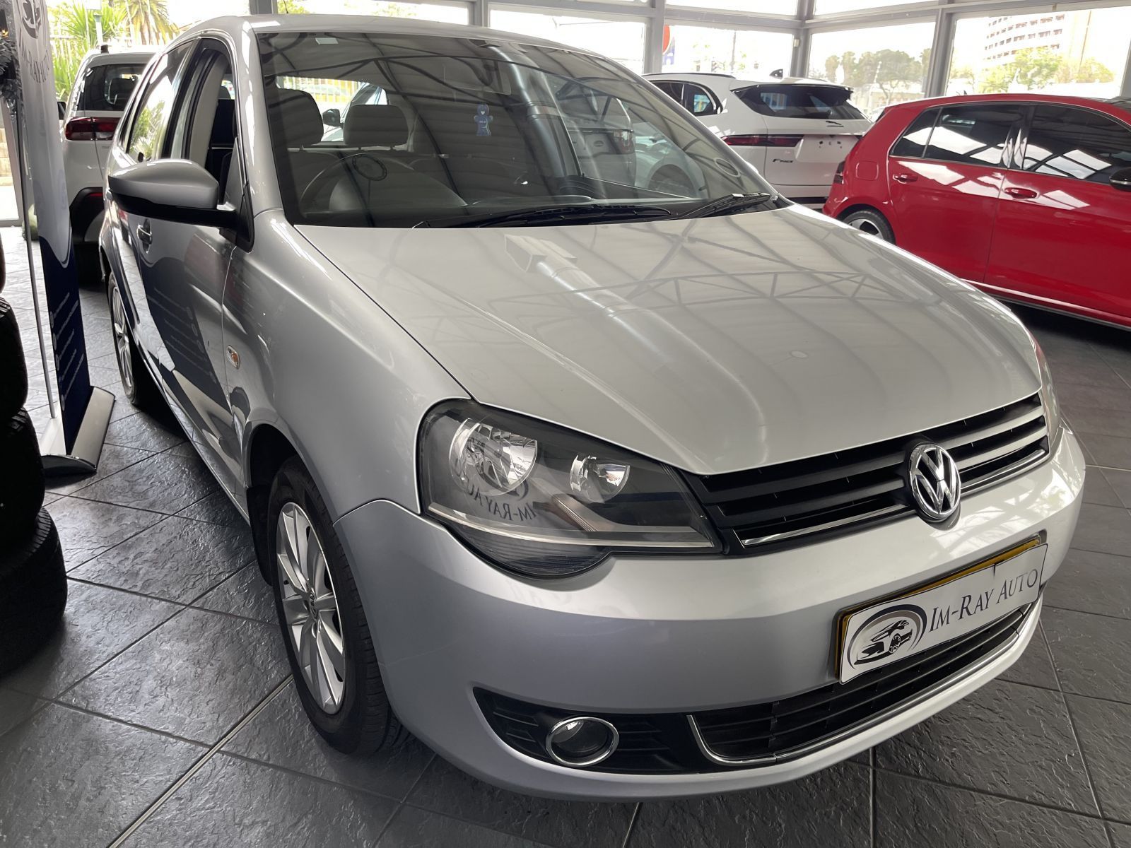 2017 Volkswagen Polo Vivo Gp 1.6 Comfortline 5Dr photo