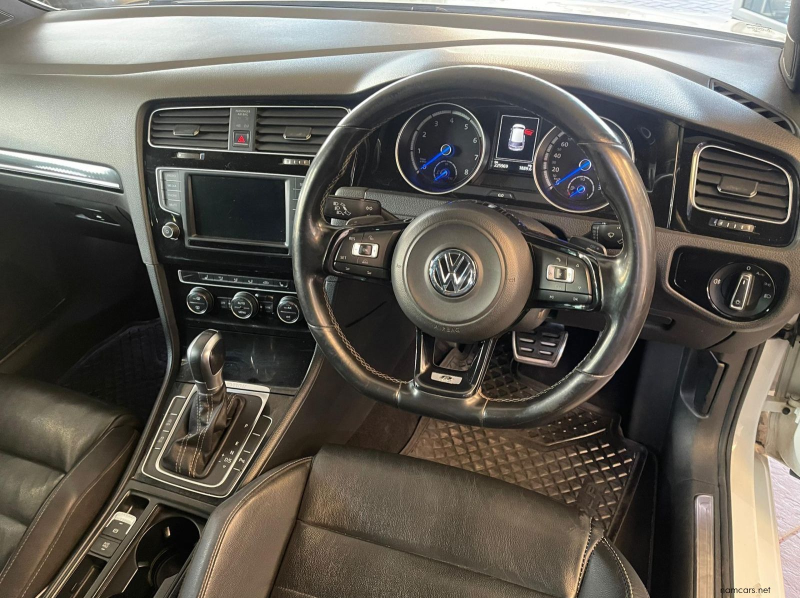 2015 Volkswagen Golf Vii 2.0 Tsi R Dsg pictures