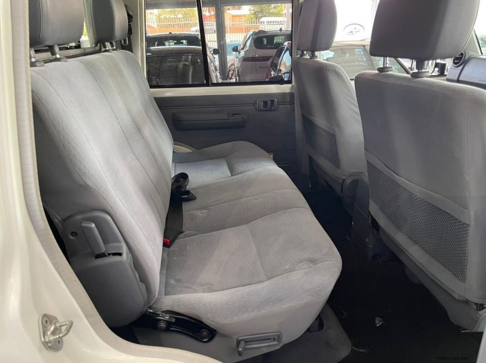 2023 Toyota Land Cruiser 79 4.5d P/U D/C pictures