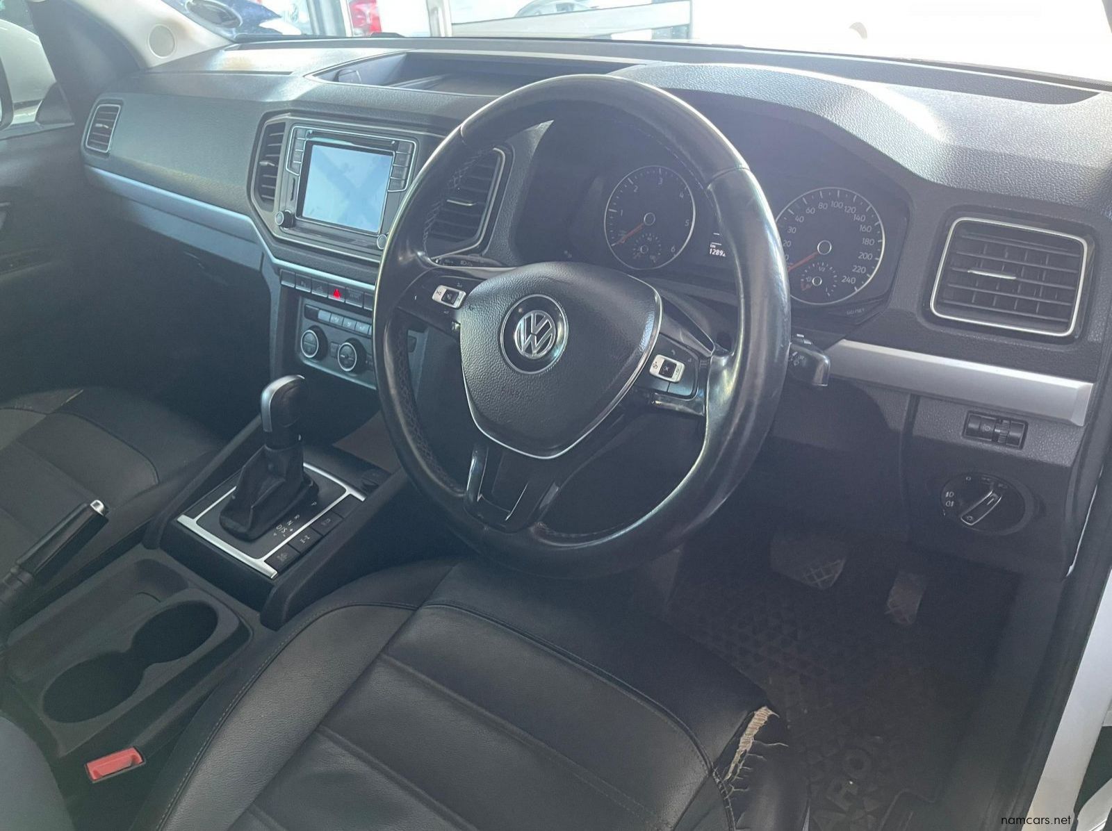 2020 Volkswagen Amarok 2.0 Bitdi Highline 132kw 4Mot A/T P/U D/C pictures