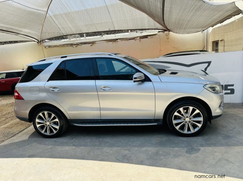 2014 Mercedes-Benz ML350 pictures