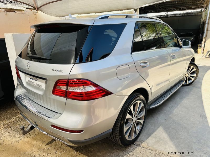 2014 Mercedes-Benz ML350 pictures