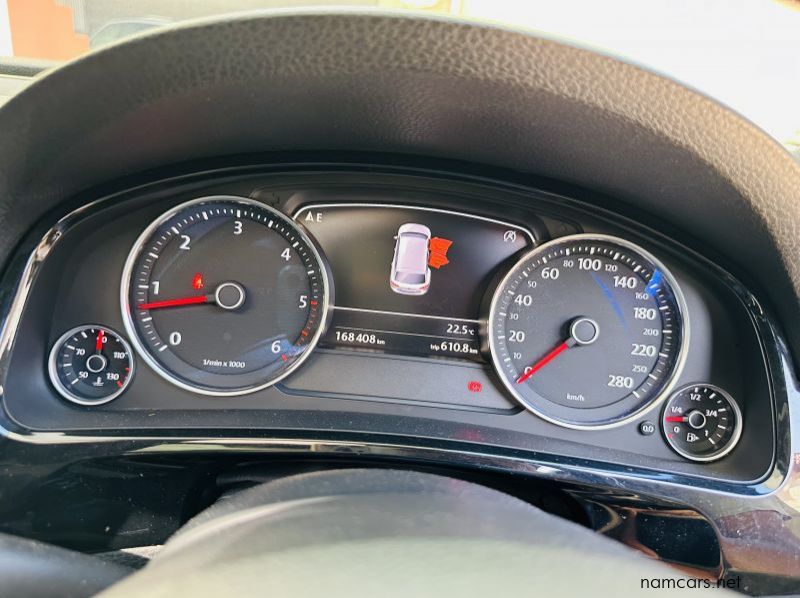 2015 Volkswagen Touareg pictures