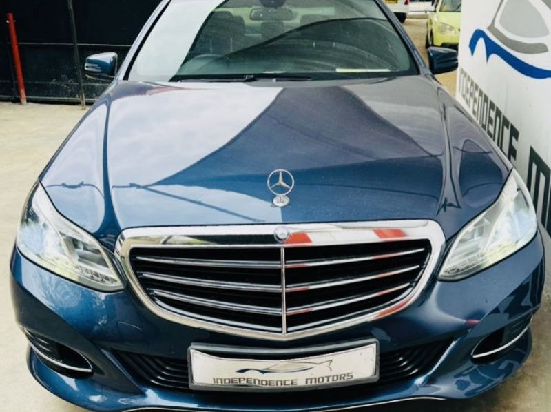 2014 Mercedes-Benz E200 pictures