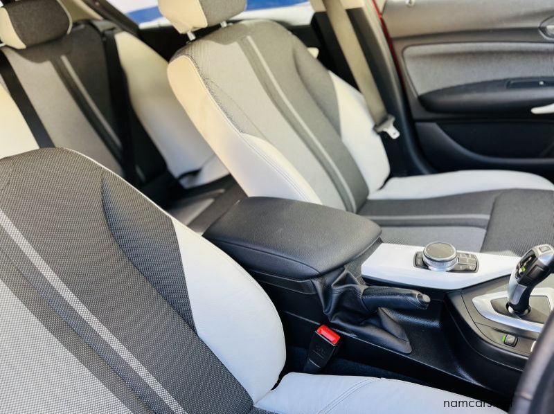 2017 BMW 118i pictures