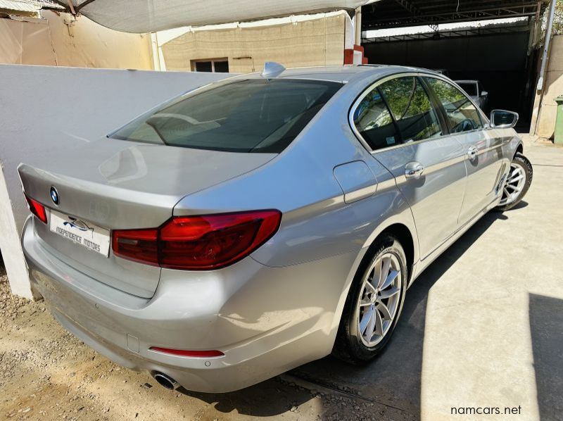 2017 BMW 530i pictures