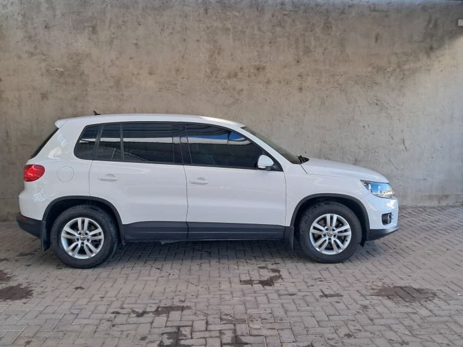 2014 Volkswagen Tiguan 1.4 Tsi B/Mot Tren-Fun photo