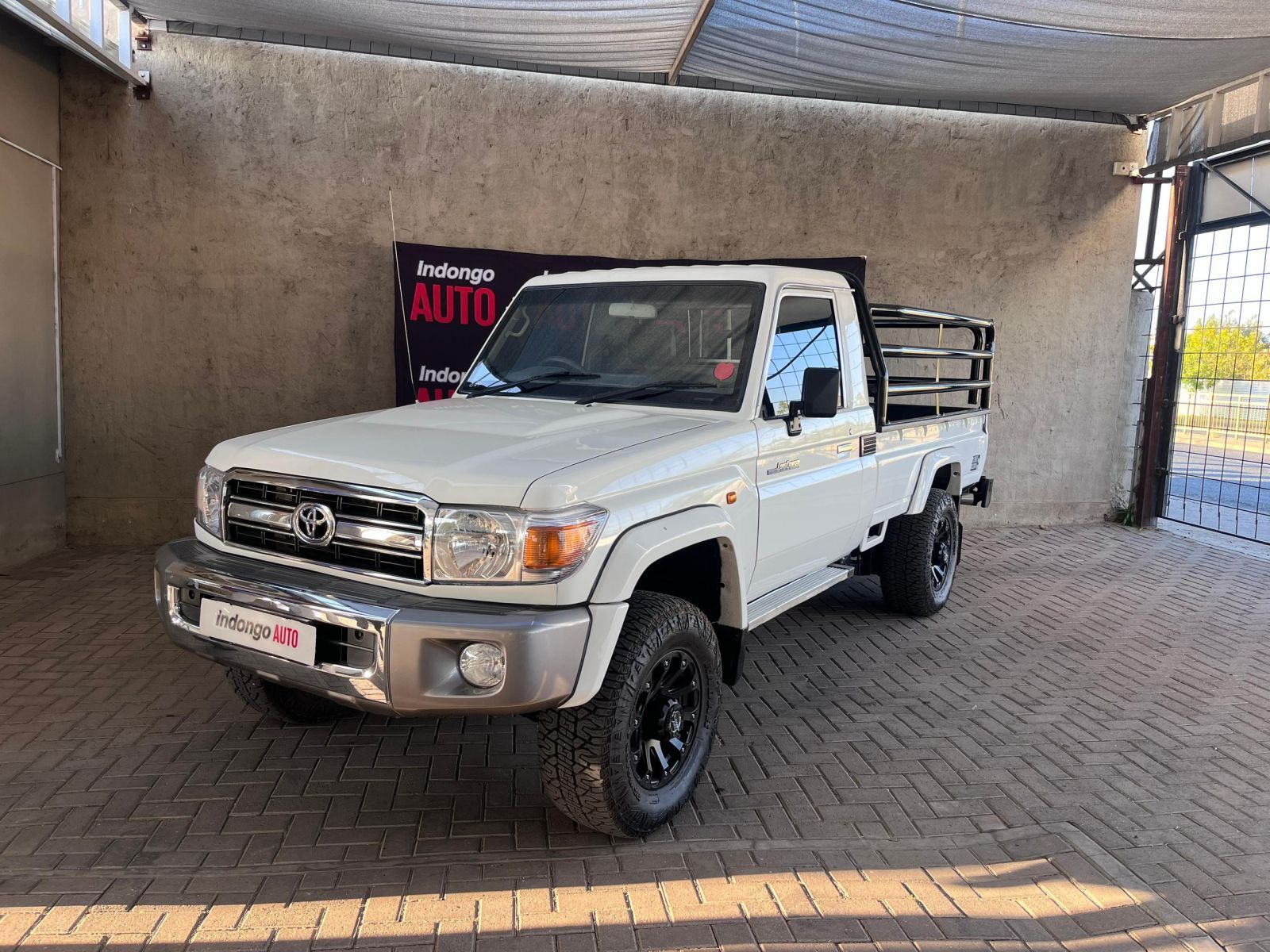 2021 Toyota Land Cruiser 4.0 SC photo