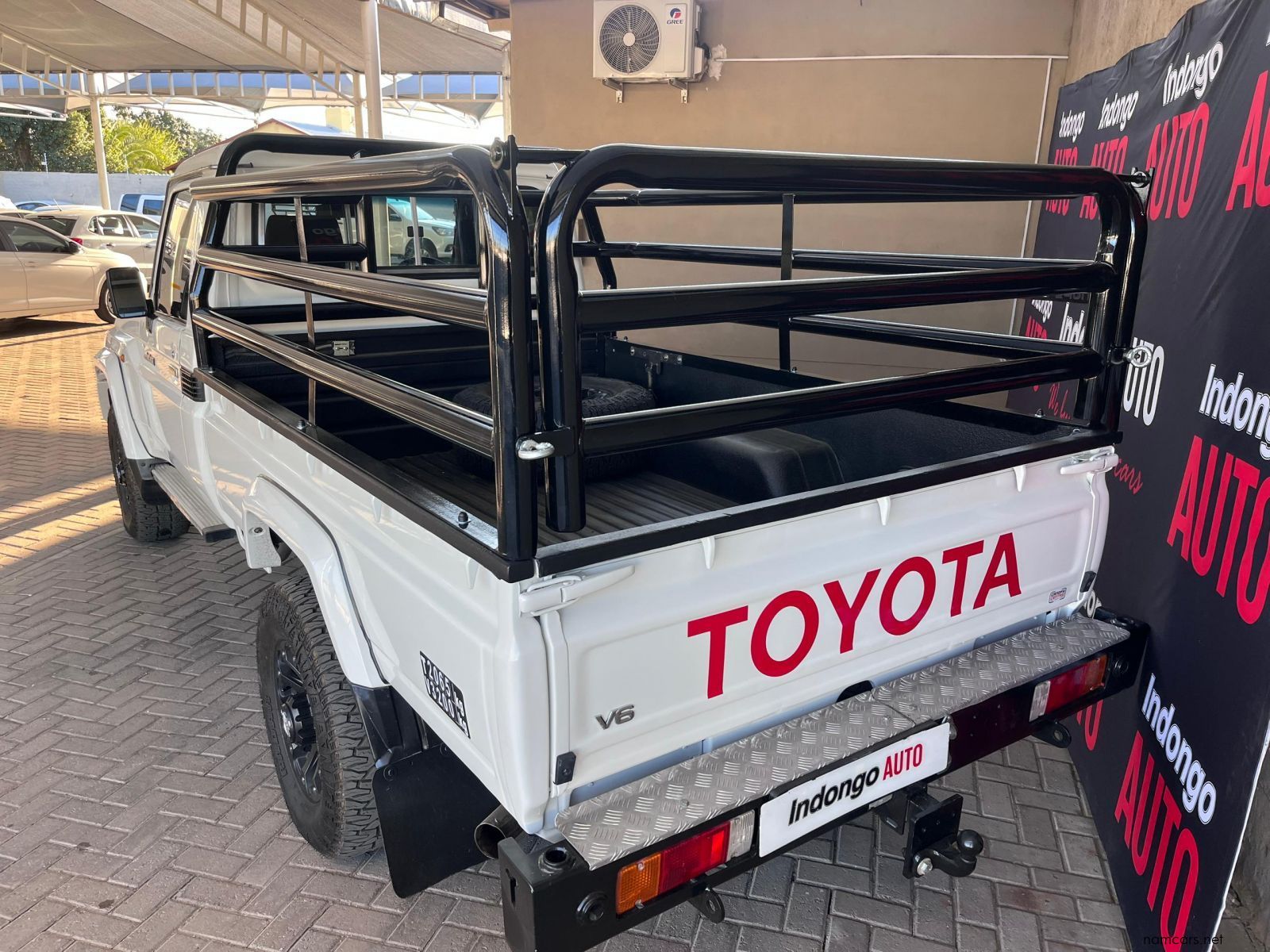2021 Toyota Land Cruiser 4.0 SC photo