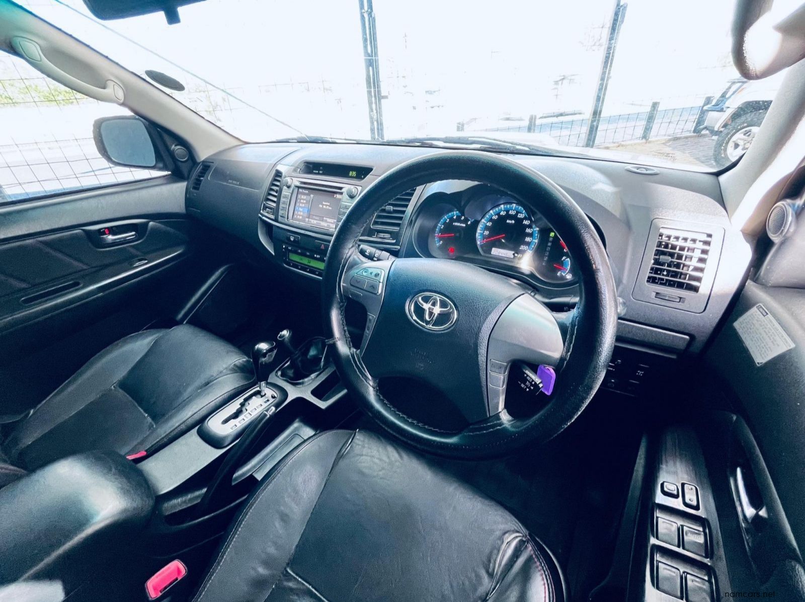 2015 Toyota Fortuner 3.0 D4D 4x4 A/T pictures