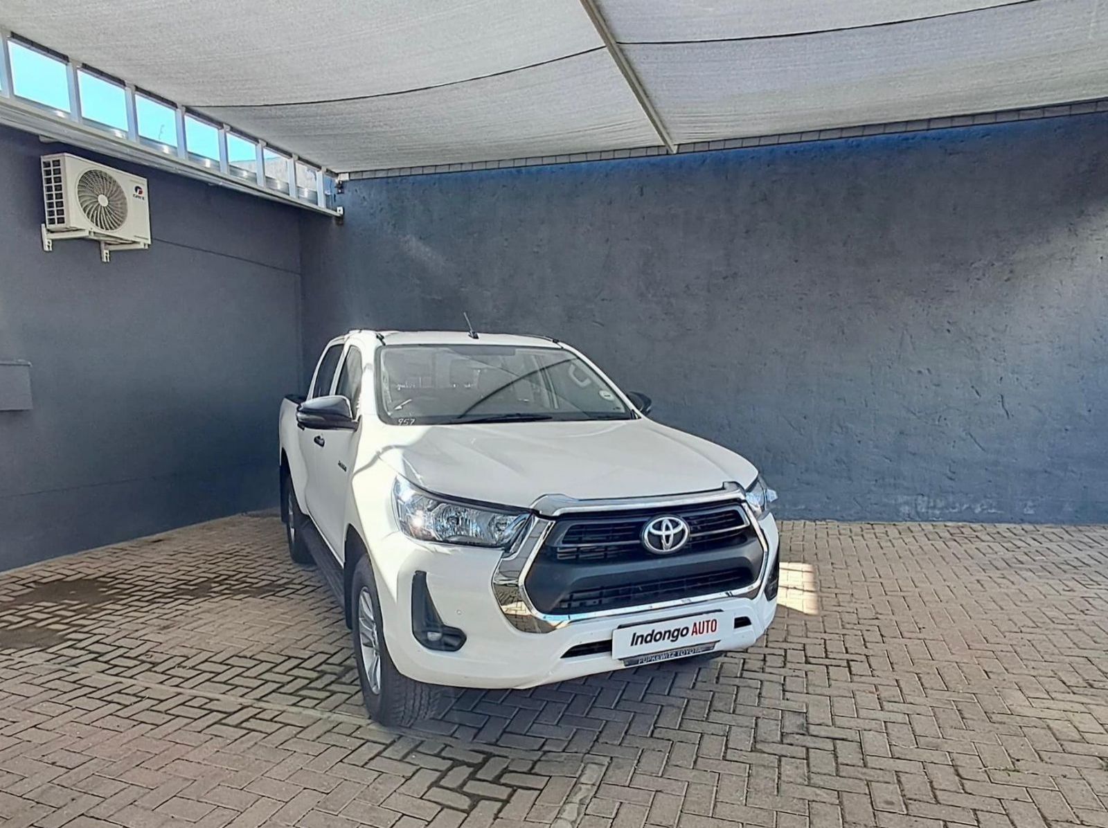 2022 Toyota Hilux 2.4 Gd-6 Raider 4x4 A/T D/C pictures