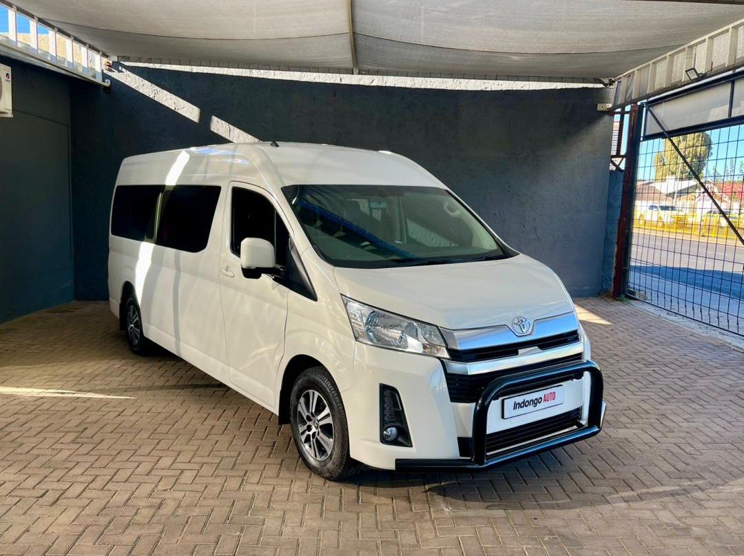 Used Toyota Quantum 2.8 Gl Slwb 14 Seat for sale in Windhoek, Namibia