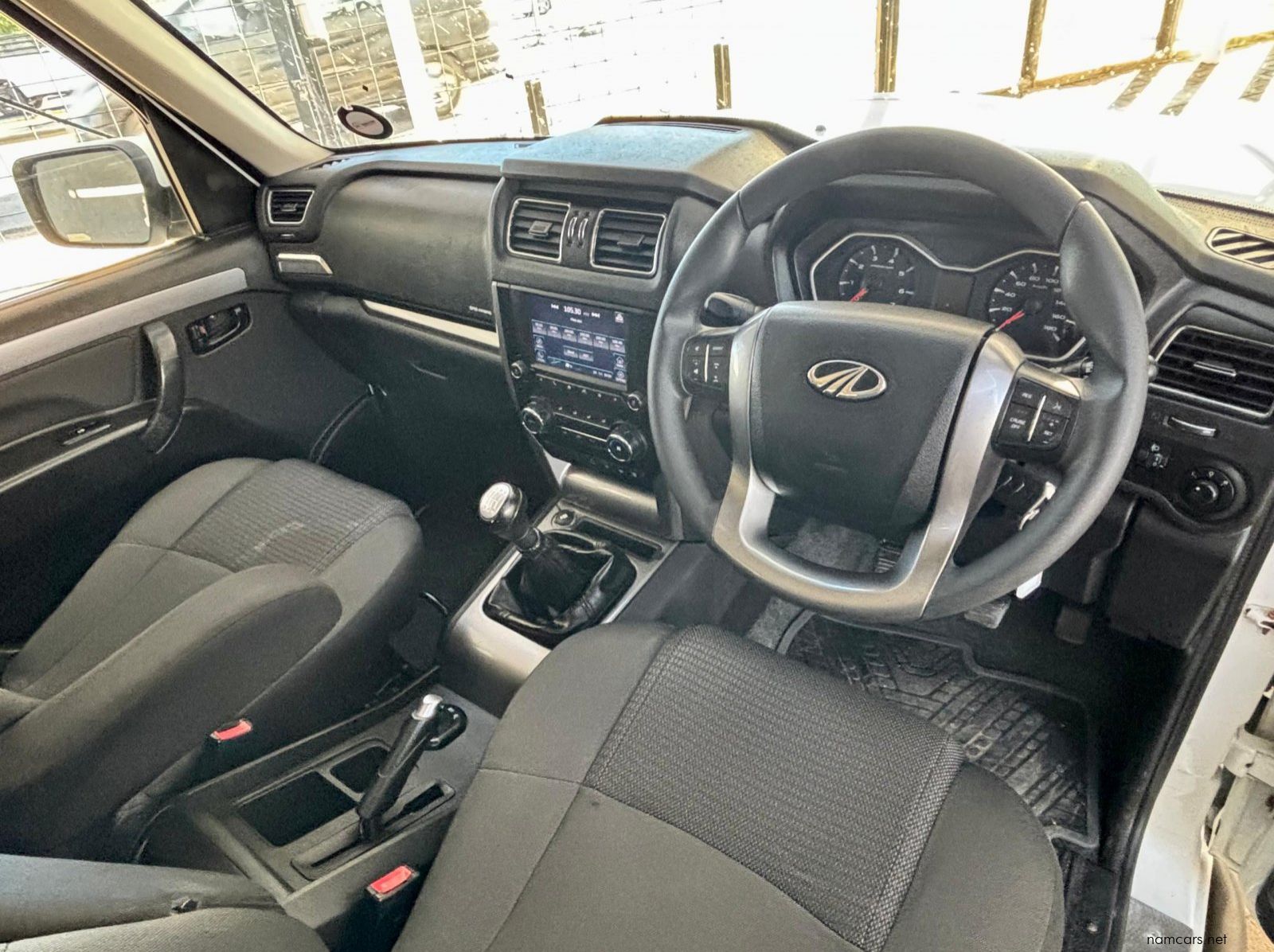 2022 Mahindra Pik Up 2.2 Mhawk S10 4x4 D/C pictures