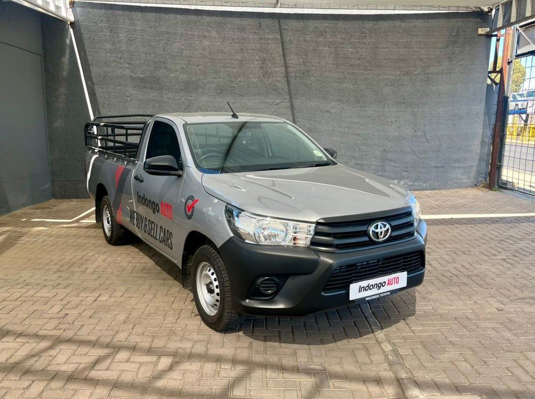 Used Toyota Hilux 2.4 GD - S AC for sale in Windhoek, Namibia