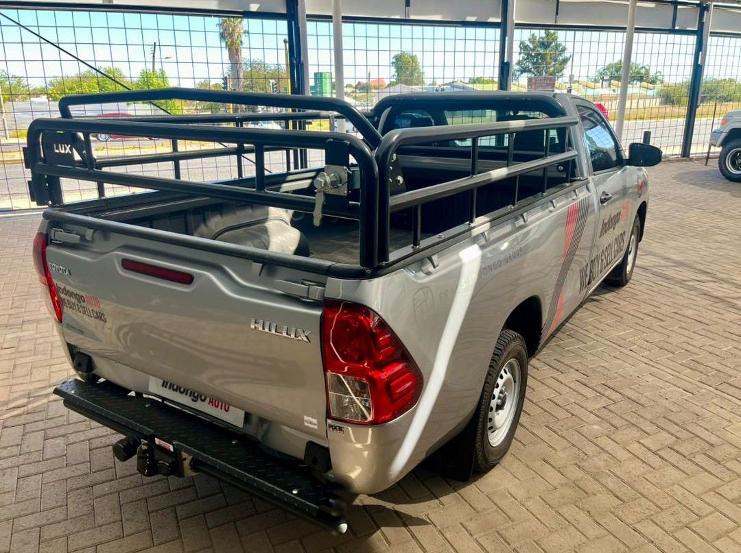 2026 Toyota Hilux 2.4 GD - S AC pictures