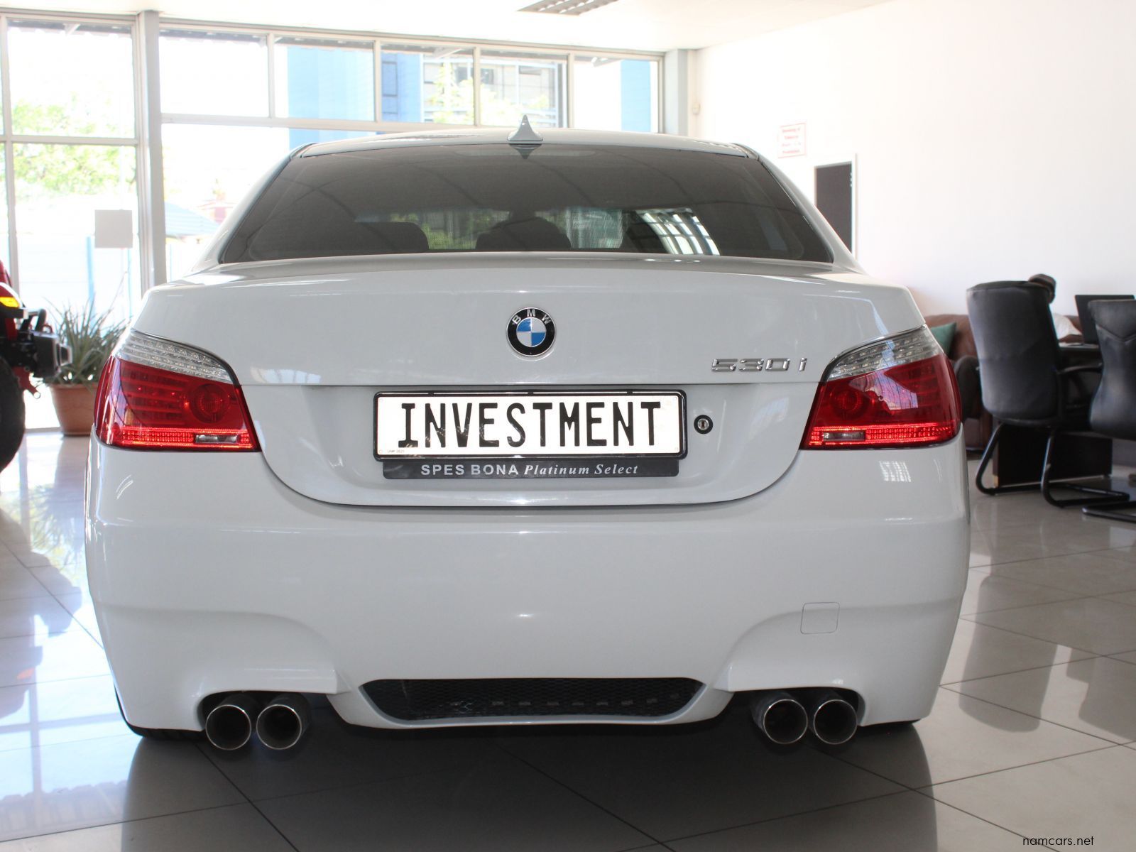 2008 BMW 530i Sedan photo