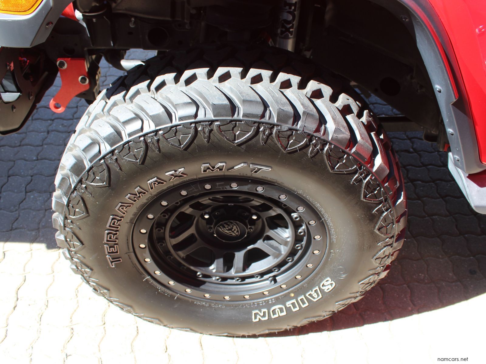 2020 Jeep Wrangler Sahara 3.6 V6 8 speed JL photo