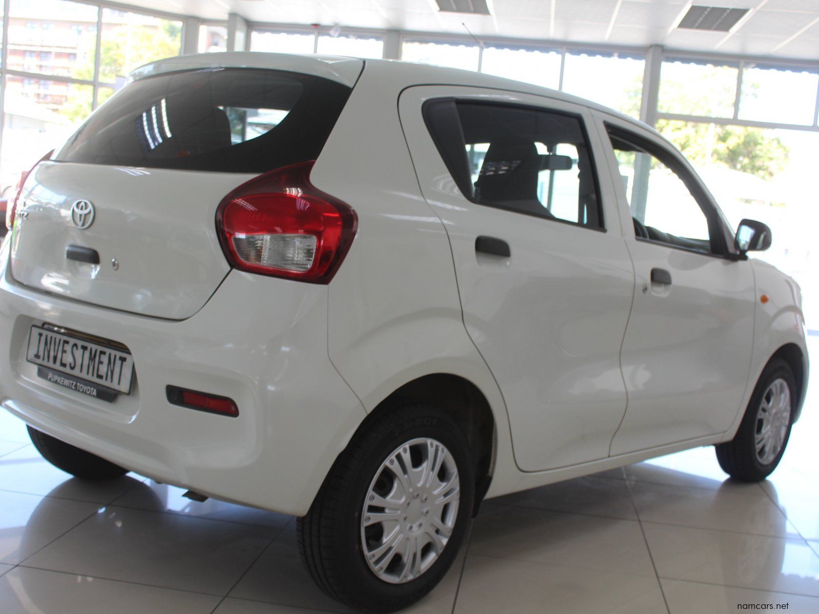 2025 Toyota Vitz 1.0 MT photo