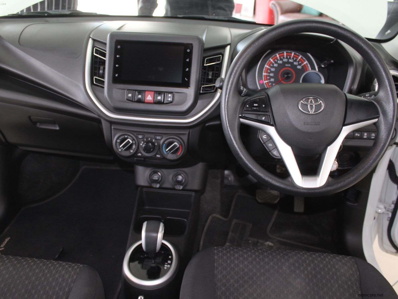 2024 Toyota Vitz 1.0 Auto XR photo